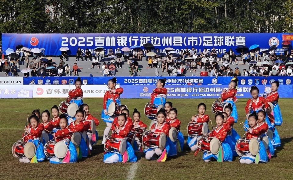 实现了赛事, 魔术与舞蹈 实现了赛事, 魔术与舞蹈