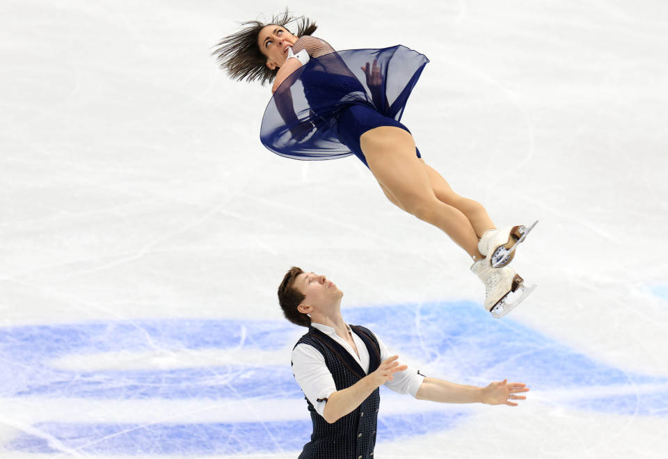 om, 新华社记者 om, 新华社记者